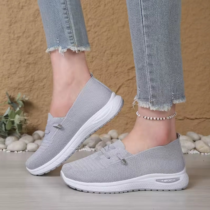 Zenora | Lichtgewicht instapsneaker met flexibele zool