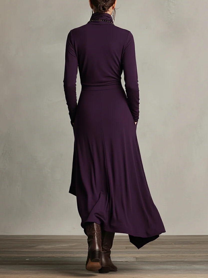 Aurelia – Asymmetrische maxi-jurk met hoge kraag
